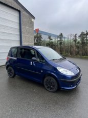 Peugeot 1007 1.4 Benzine Peugeot 1007 1.4 Benzine