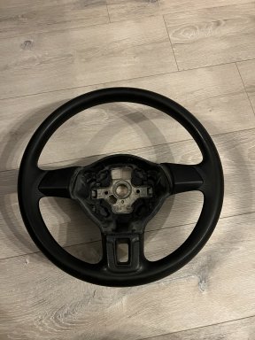 Volkswagen Caddy / Golf Steering Wheel